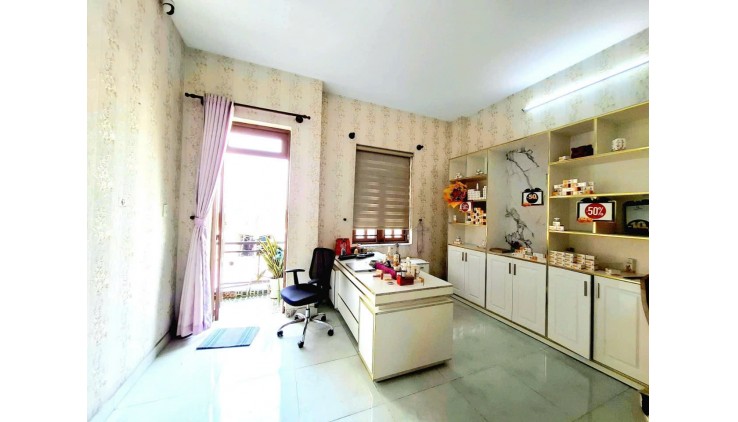 Bán nhà 4 tầng, 55m², 4PN, 5WC, 4.9 tỷ, Bình Trị Đông B, Bình Tân